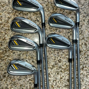 TaylorMade RocketBladez Iron Set
