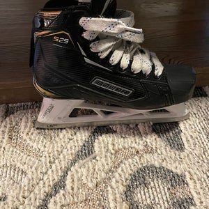 Used Bauer Regular Width  Size 5 Supreme S29 Hockey Goalie Skates