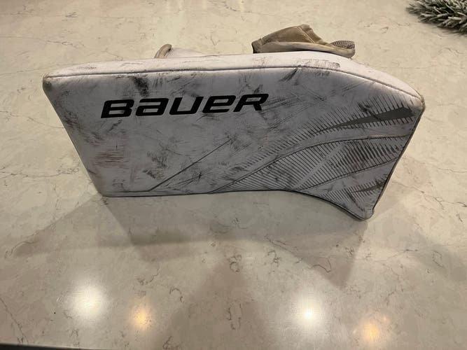 Used Intermediate Bauer Supreme S27 Blocker