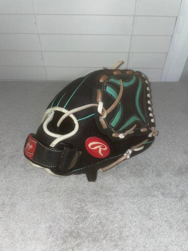 Rawlings 11.5" Champion Lite Softball Glove