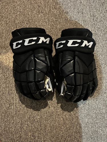 CCM 15" Pro Stock HGP14 Gloves