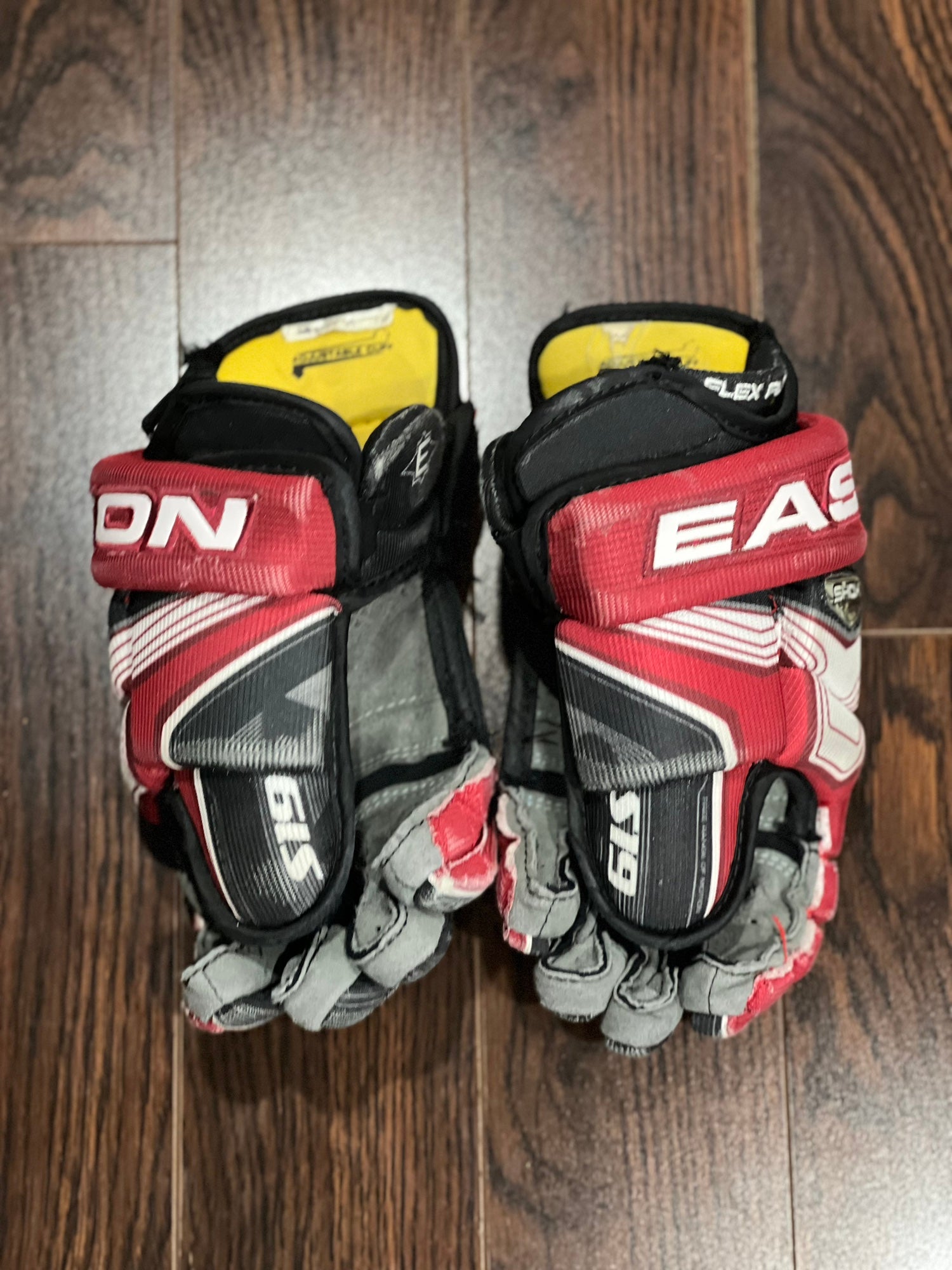 Easton Stealth S19 Elbow Pad Review 