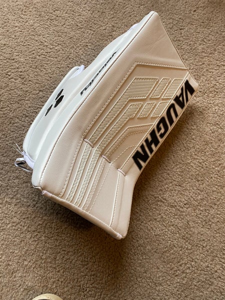 Vaughn Velocity VE8 Intermediate Hockey Goalie Blocker