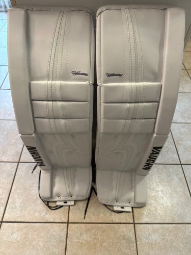 Vaughn  Pro V Elite Goalie Leg Pads 36” Plus 2” ( Brand new )