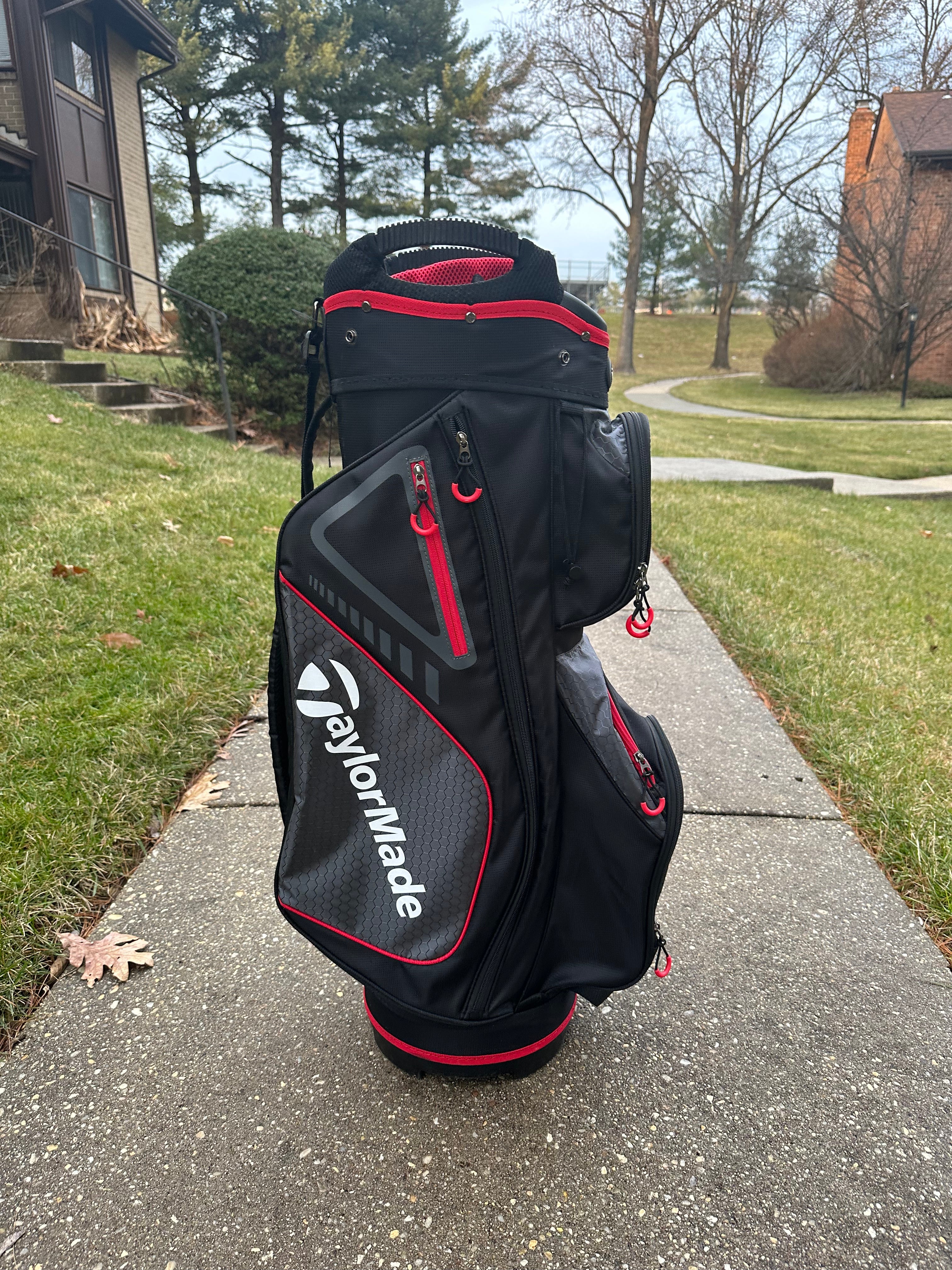 Discounted TaylorMade Select Plus Cart Bag Golf Bag For Sale