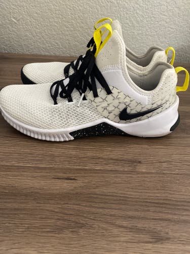 Nike Metcon Shoes Size 9.5