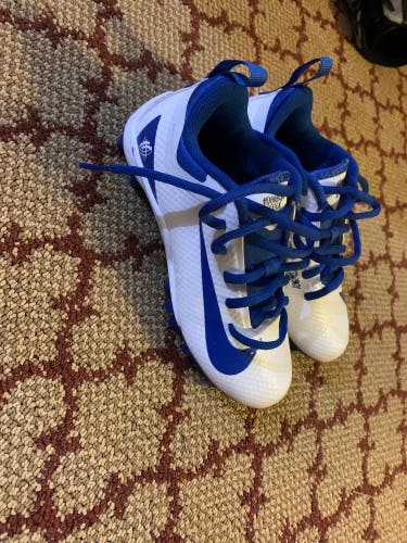 White Youth  Low Top Alpha Huarache 7 Elite size 1