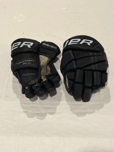 Bauer Vapor X3.0 Hockey Gloves