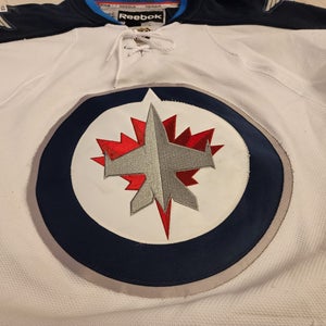 [USED] White Winnipeg Jets Jersey - Medium - Fair Condition