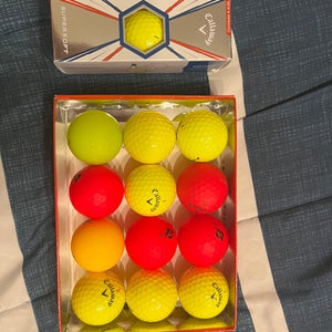 15 Golf balls 3 New, 12 Like New
