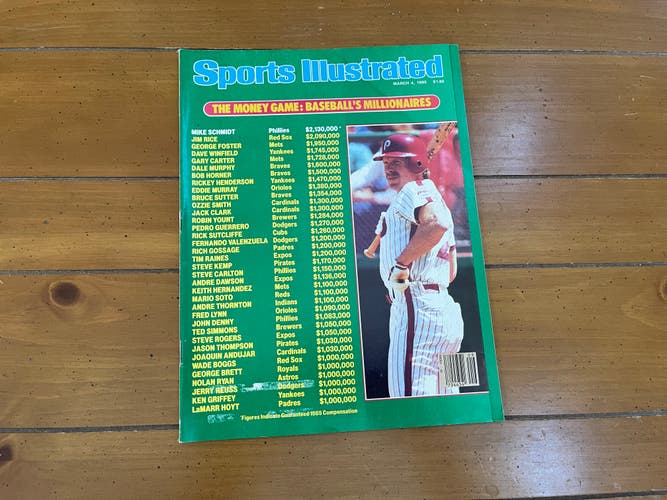 Philadelphia Phillies Mike Schmidt MLB BASEBALL 1985 Sports Illustrated Magazine