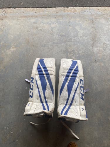 Used 30" CCM Extreme Flex E3.5 Goalie Leg Pads