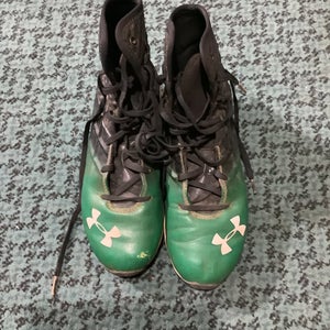 Used Under Armour Junior 06 Football Cleats