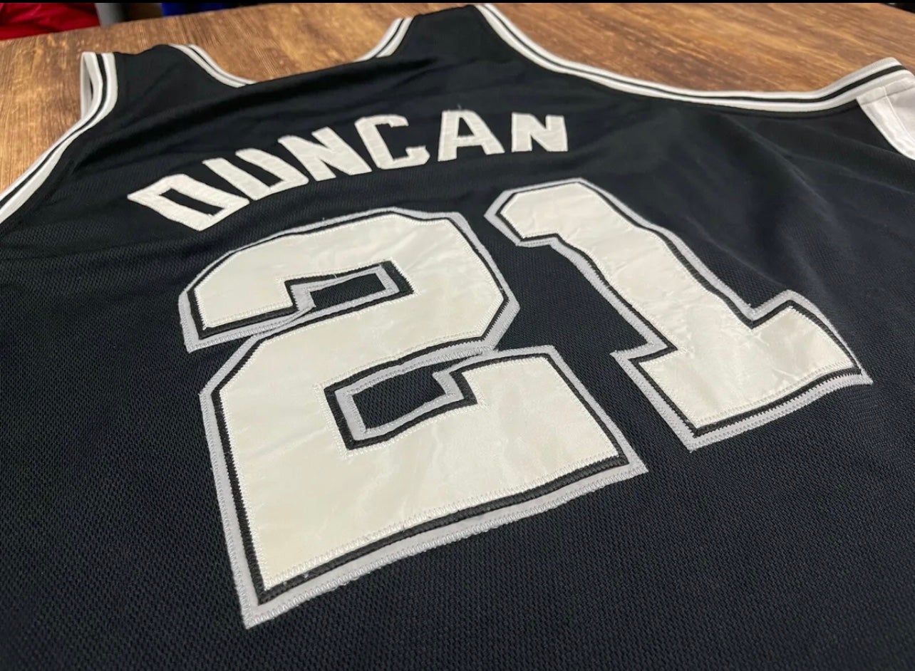 Vintage Nike Tim Duncan Jersey San Antonio Spurs Silver Alternate Men's  Size XL