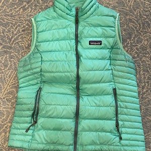 Patagonia Turquoise Down Vest