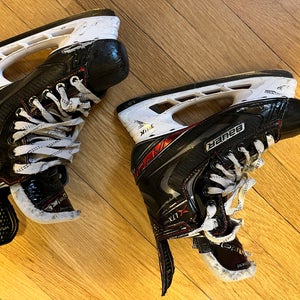 Used Bauer Regular Width Size 4.5 Vapor XLTX Pro Hockey Skates