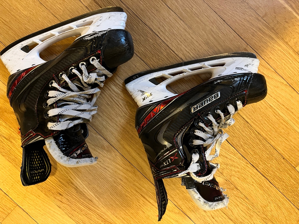 Used Bauer Regular Width Size 4.5 Vapor XLTX Pro Hockey Skates