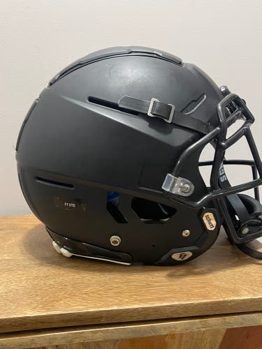 Used Extra Large Schutt F7 Helmet