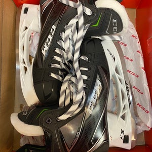 New CCM Regular Width Size 6.5 RibCor 76K Hockey Skates