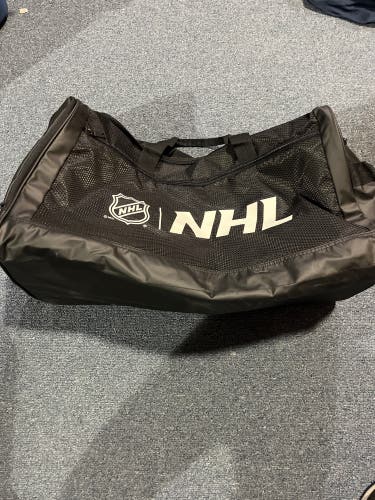 New Rare Fanatics NHL Global Series Duffle Bag