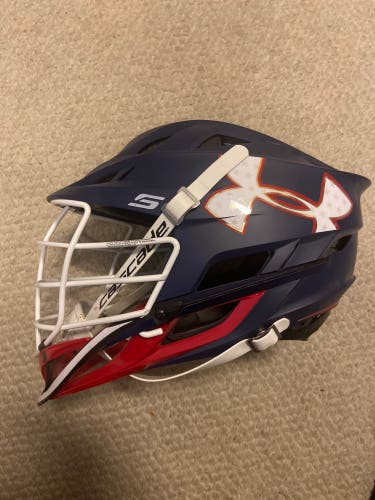 2018 Under Armor all America helmet (S)