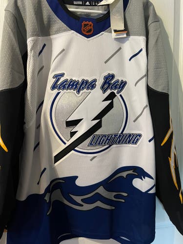 Tampa Bay Lightning Retro Jersey new with tags