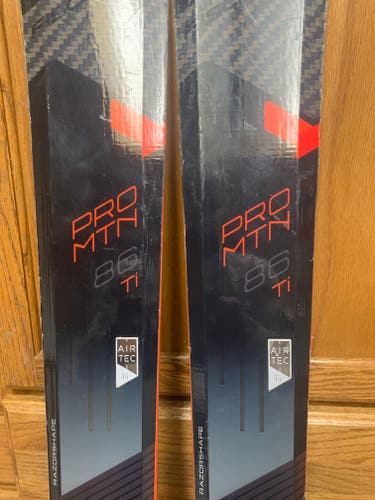 Used Unisex 2018 Fischer 161 cm All Mountain Pro Mt 86 Ti Skis With Bindings Max Din 13