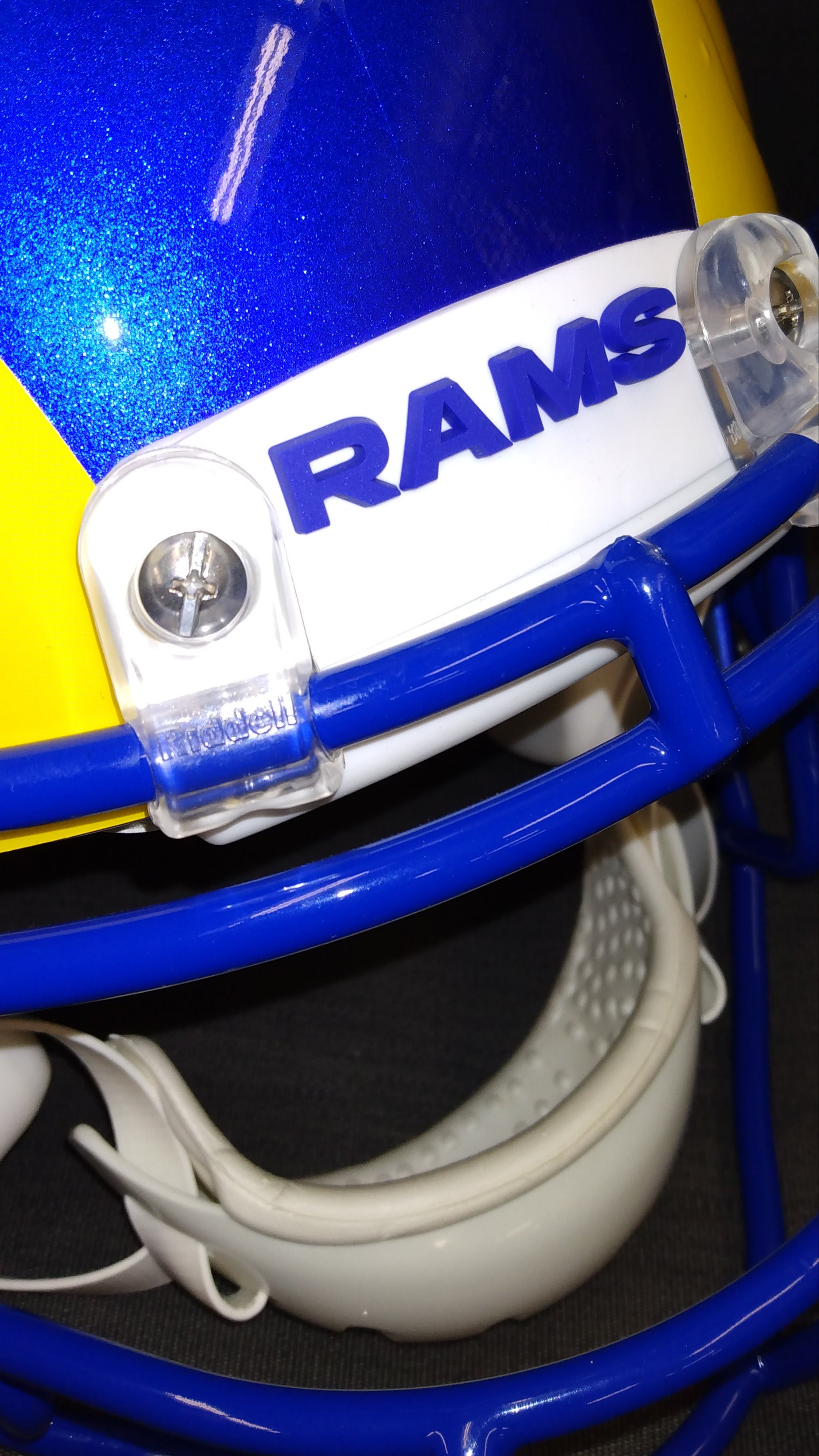 Los Angeles Rams 10 Speed Helmet Standee
