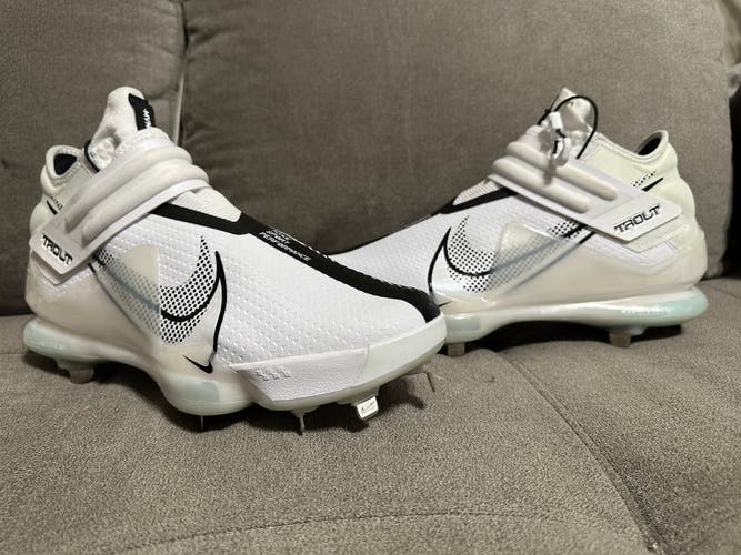 Nike Force Zoom Trout 7 11.5