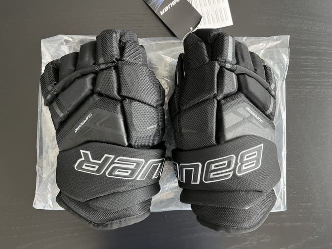 New Bauer Supreme Ultrasonic Gloves 14" Black