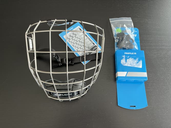 New Bauer Profile III Facemask Full Cage Large