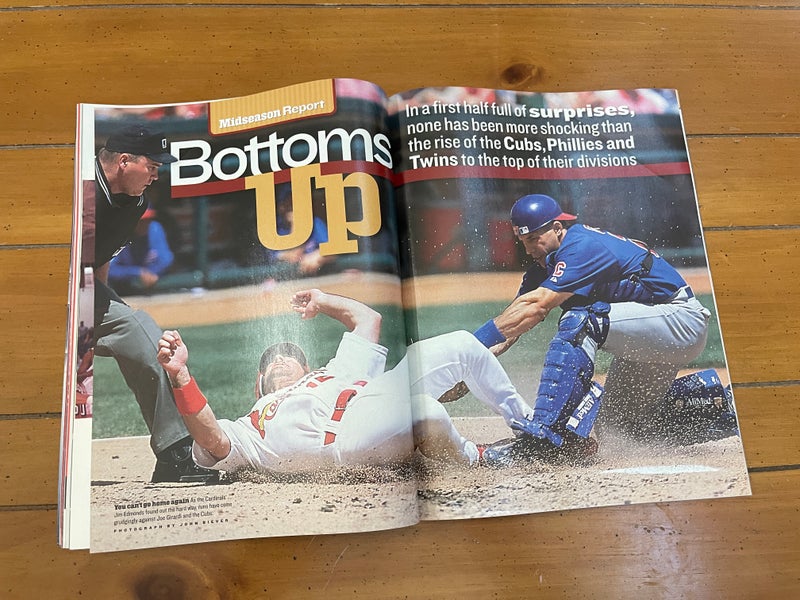 Seattle Mariners Bret Boone MLB BASEBALL 2001 Sports Illustrated Magazine!