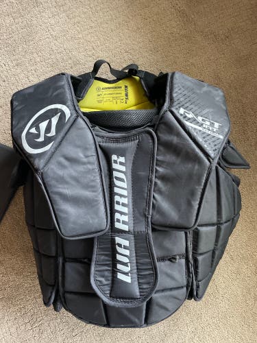Used XL Warrior  Ritual GT Goalie Chest Protector