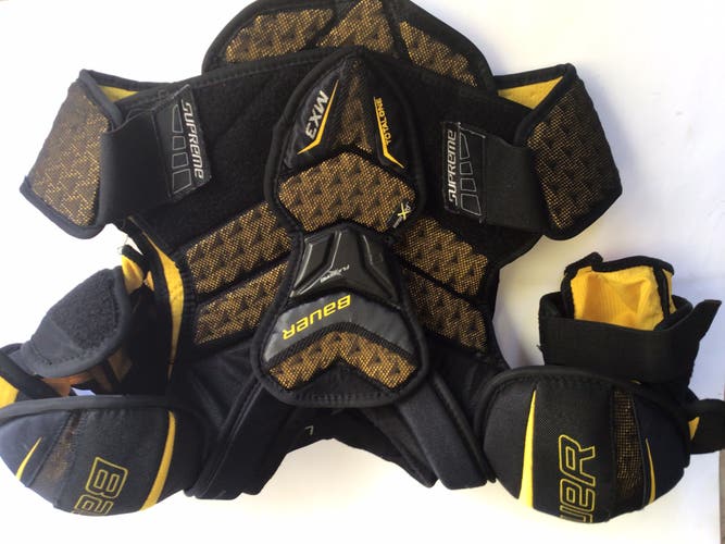 Junior Large Bauer Supreme TotalOne MX3 Shoulder Pads