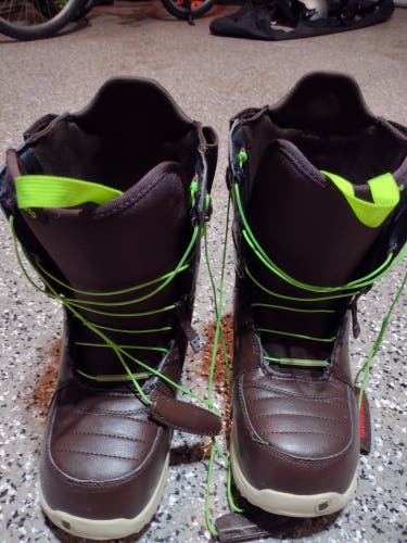 Used Men's Size 10 (Women's 11) Burton Imprint 1 Snowboard Boots