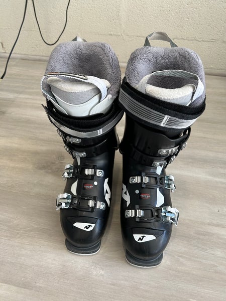 Women's Used Nordica SpeedMachine 85w Ski Boots