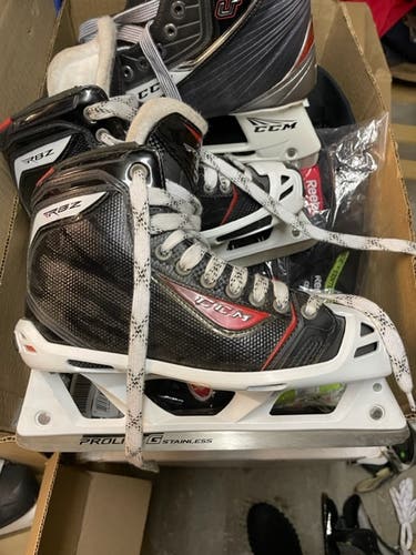 Senior New CCM RBZ 80 Hockey Goalie Skates Regular Width Size 6