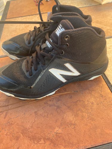 Black Used Youth Men's Size 10(Women's 11.0)Molded Cleats New Balance High Top 3000v5