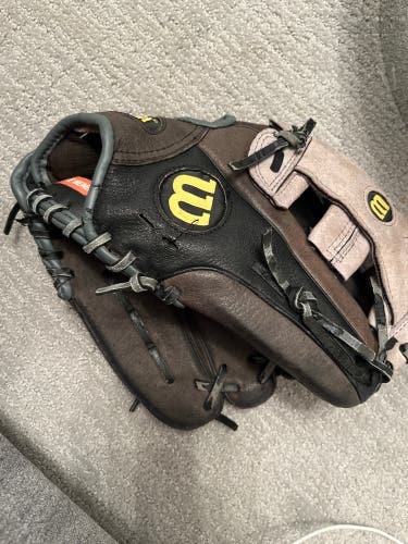Used Right Hand Throw 12" A450 Baseball Glove