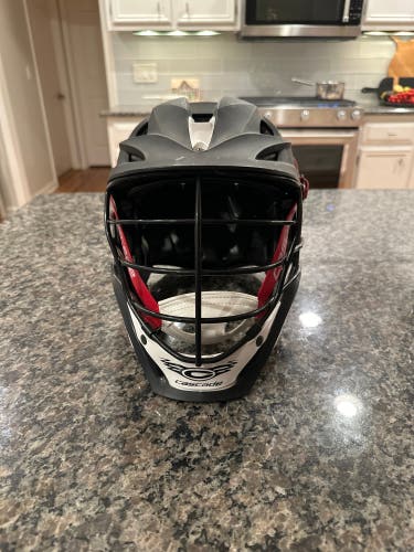 Player's Cascade S Helmet