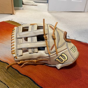 Brand New Wilson A2000 1799 Baseball Glove 12.75" LHT WBW1003951275