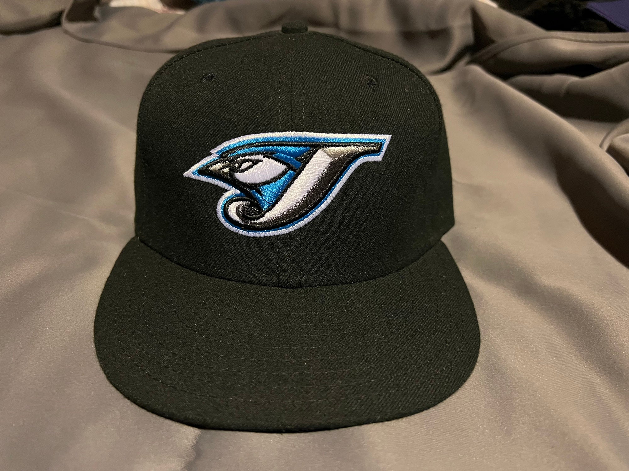 TORONTO BLUE JAYS 2004-2005 HOME NEW ERA 59FIFTY FITTED HOME GREY