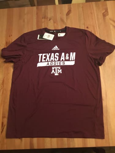 NWT men's Small NCAA Texas A&M Aggies Adidas Training Tee / T-Shirt NEW