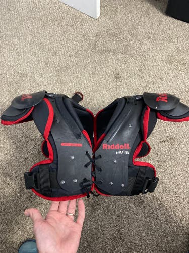 Riddle Z-Matte L Shoulder Pads 13”-14”