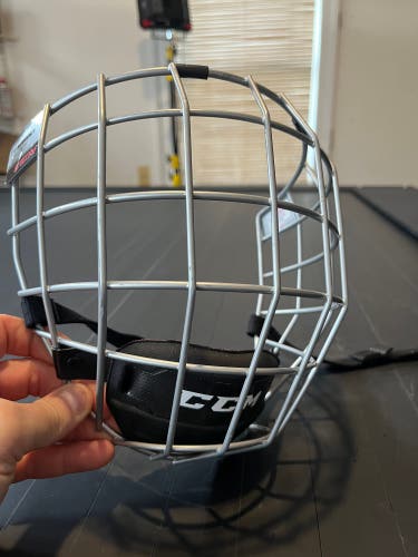 Used Large CCM FM580