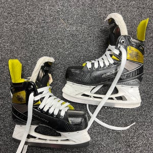 Junior Used Bauer Supreme 3S Hockey Skates D&R (Regular) 3.0