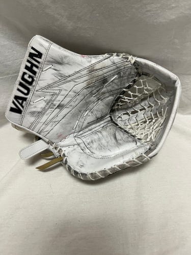 Demo Vaughn V9 Glove