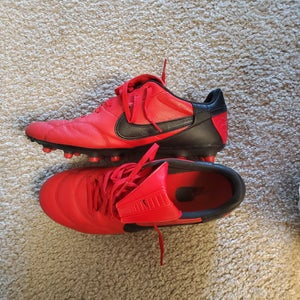 Red Used Men's Size 9.5 Nike Premier 3 FG Cleats