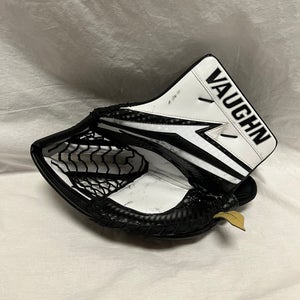 Demo Full Right Vaughn V9 Pro Carbon Glove