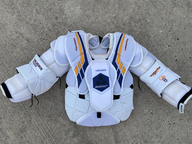 Vaughn Velocity VE8 Pro Carbon Pro Stock Goalie C & A Lindgren CAPITALS 3334